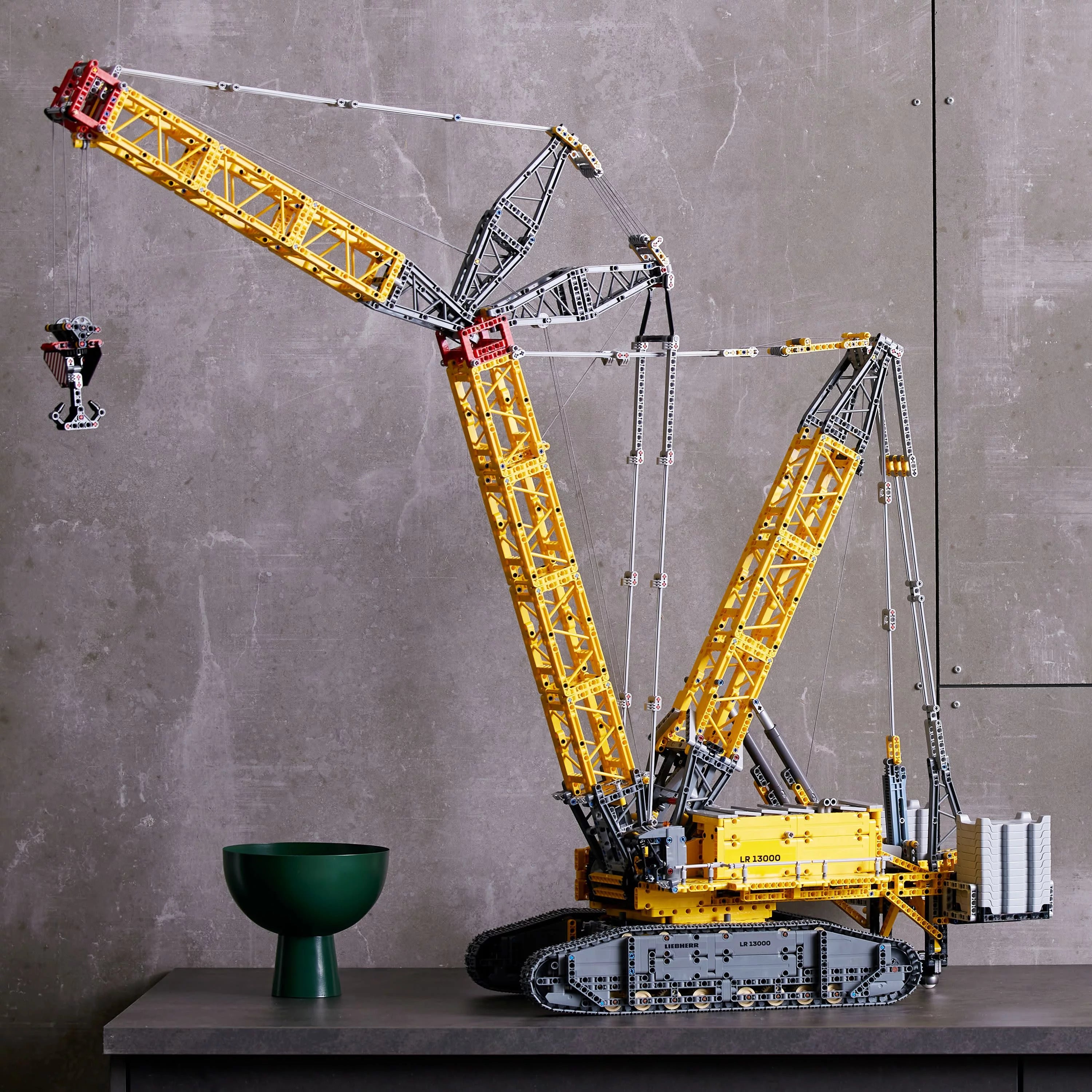 LEGO Technic Crawler Crane Building Kit D580