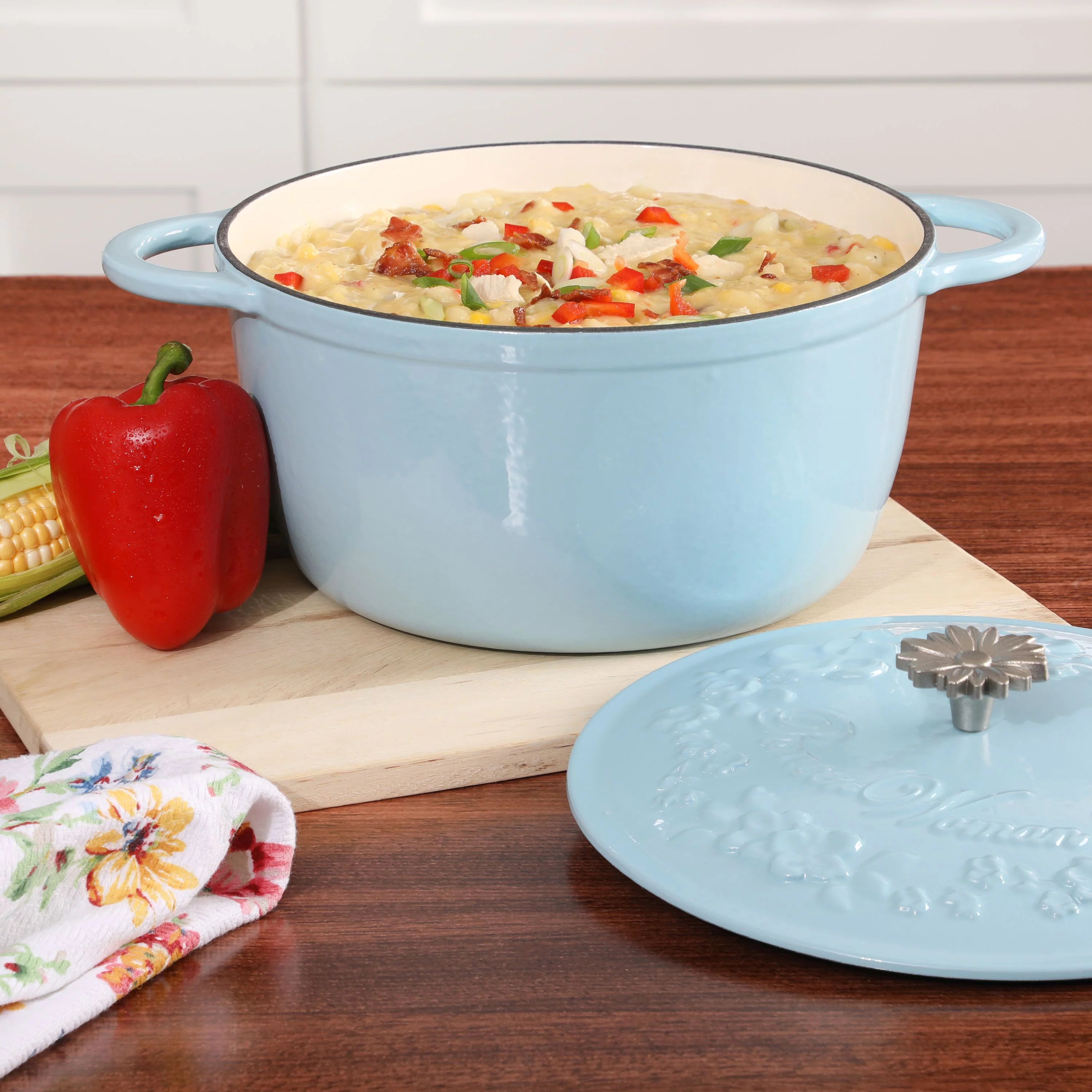 Blue Haze Enamel Cast Iron 6-Quart Dutch Oven X213010