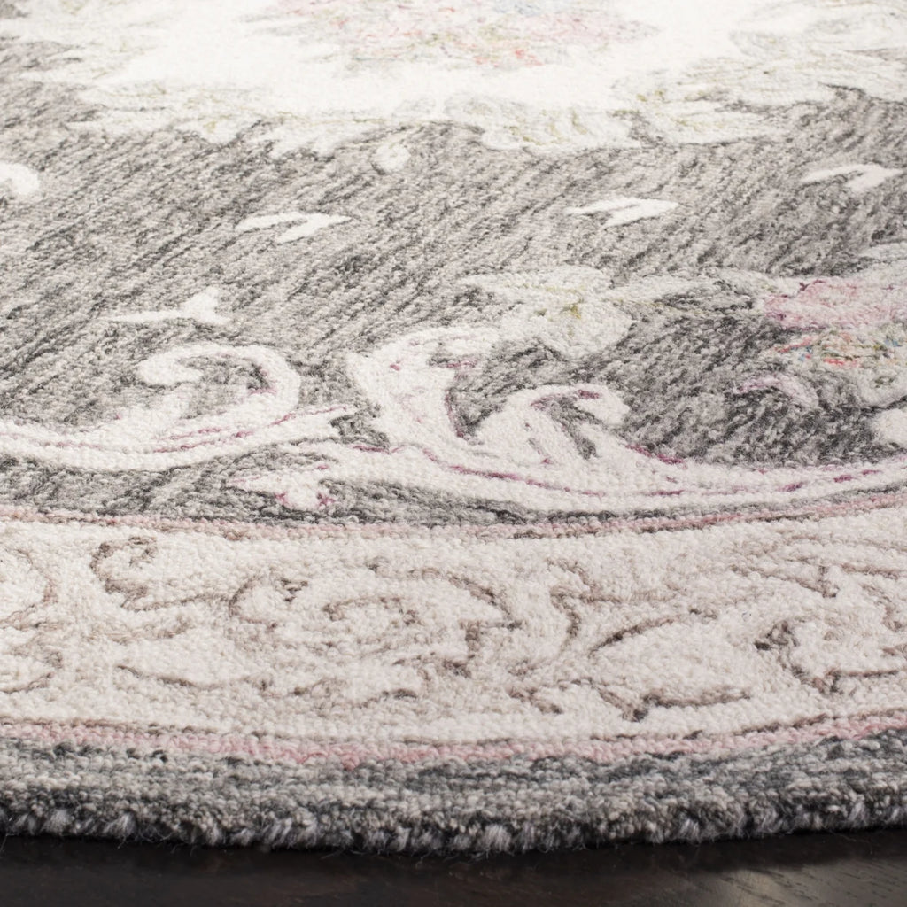 Ivory Charcoal Rug O6169