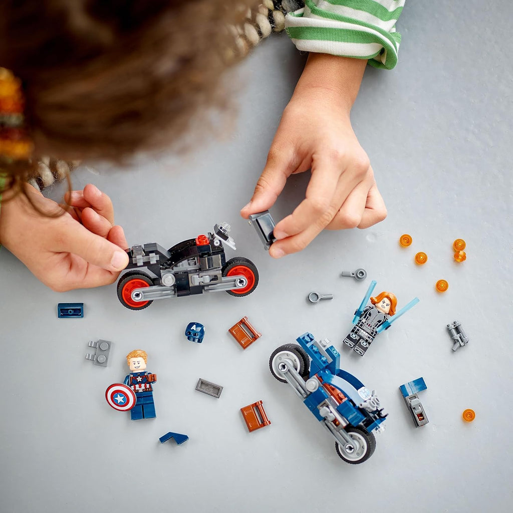 LEGO Marvel Black Widow & Captain America Motorcycles Buildable Toy with 2 Minifigures P5704