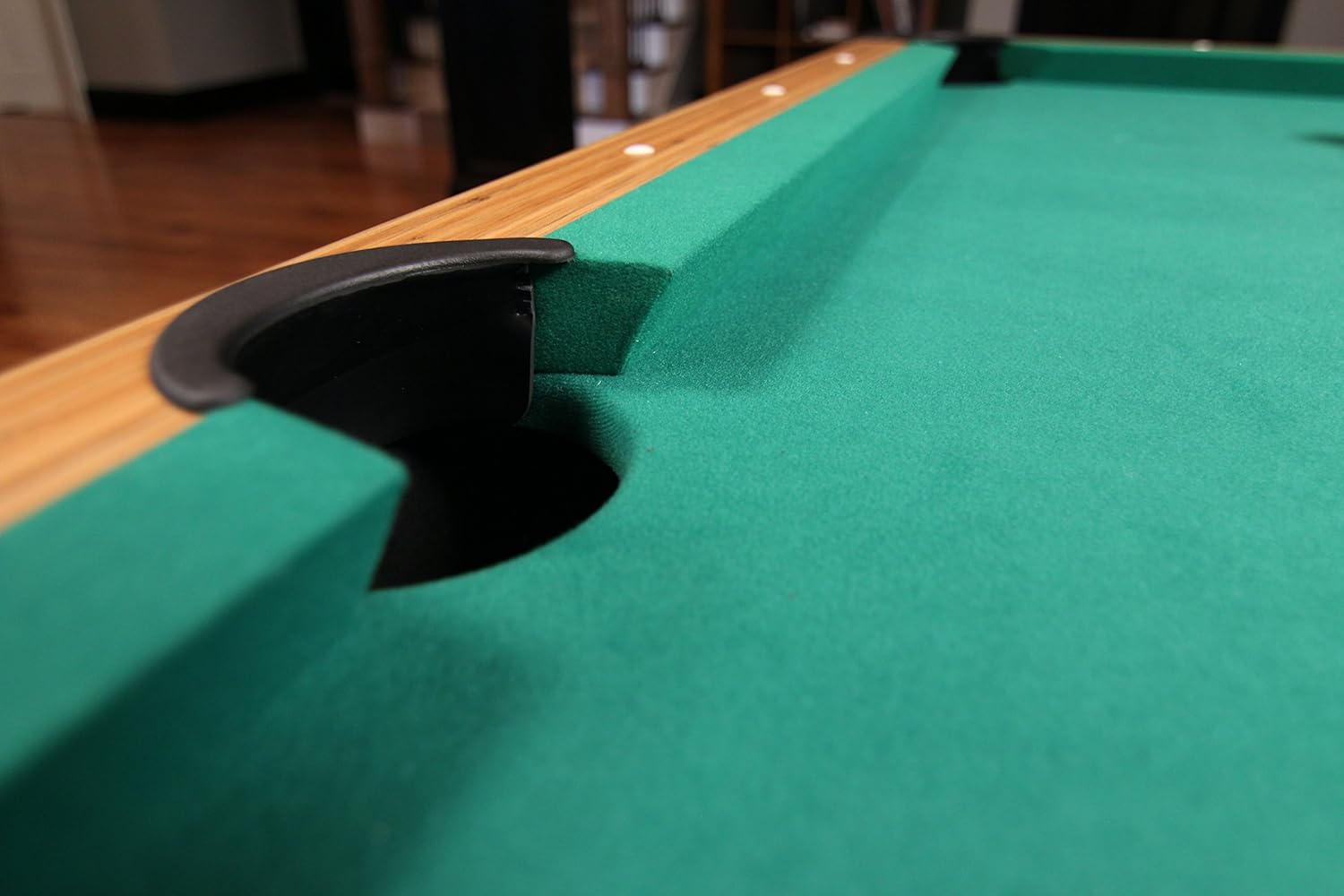 6.5' Billiard Table with Automatic Ball Return V608534