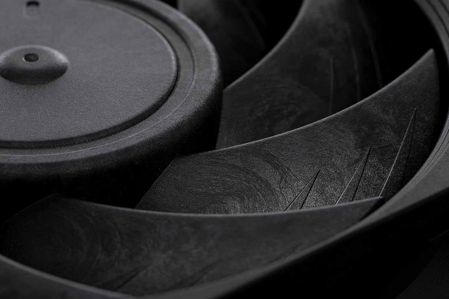 Black 120mm 4-Pin Quiet Fan L53497
