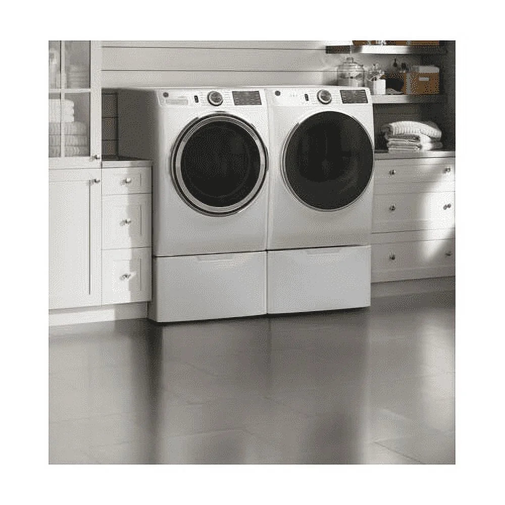 7.8 cu. ft. Smart Front Load Electric Dryer with Steam C2927
