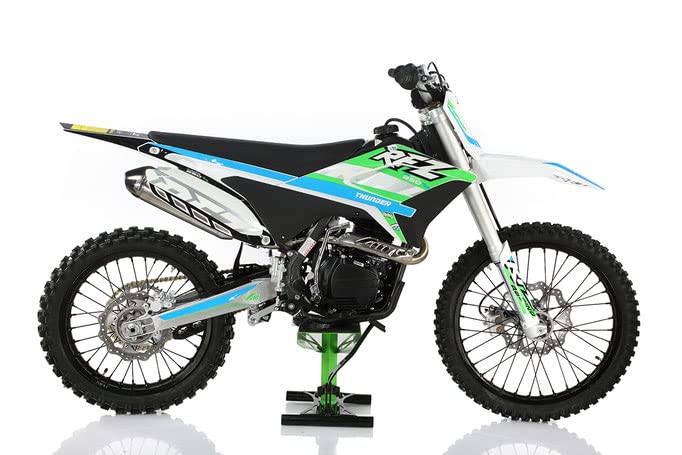 Green Dirt Bike L76551