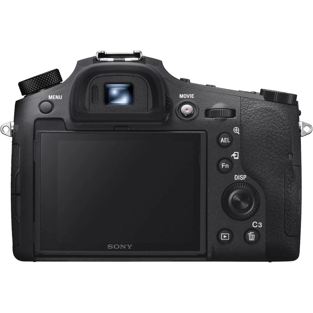 Digital Camera with Extra Battery and 32GB S34095