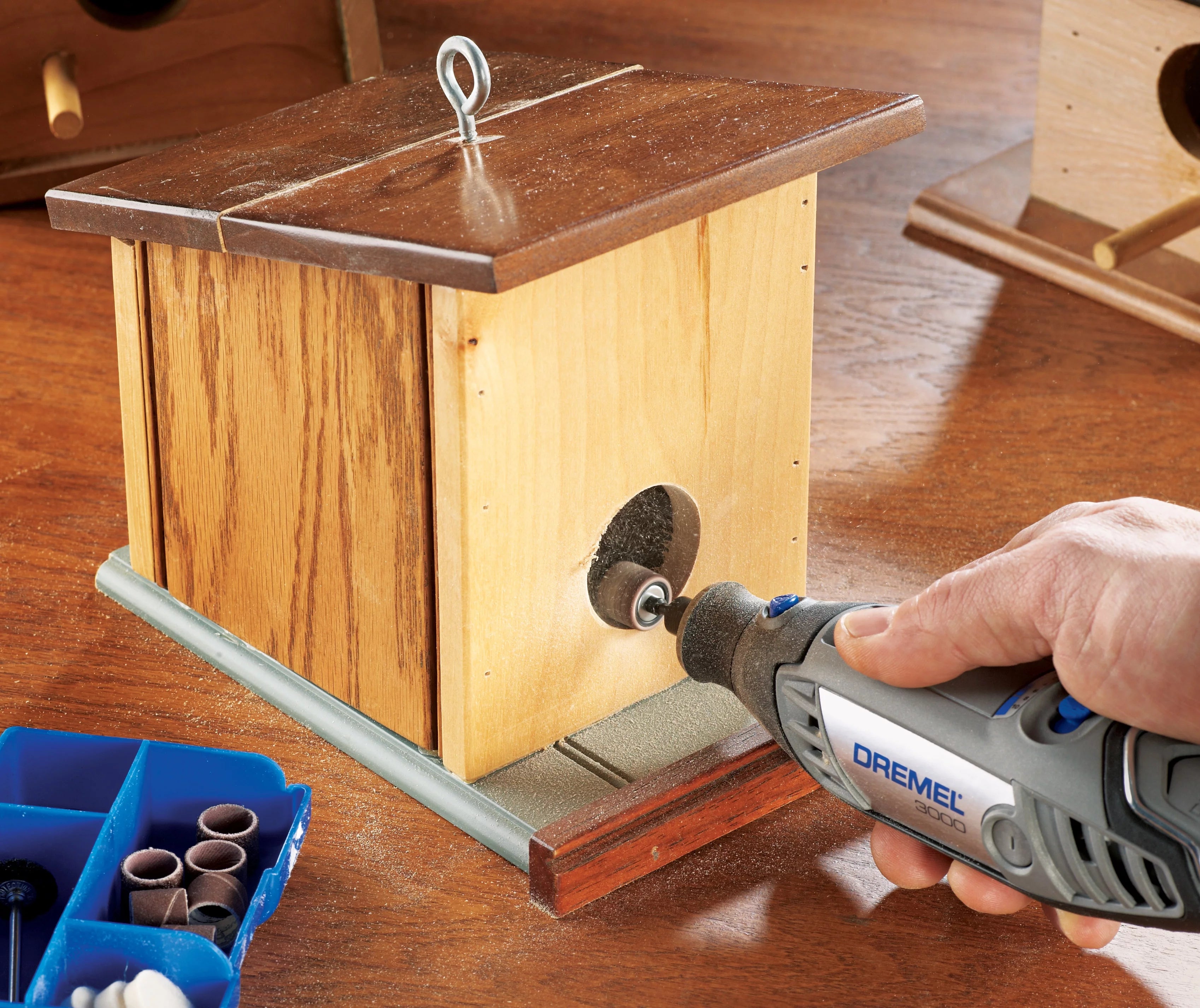 Variable Speed Rotary Tool Kit with 28 Accessories F84893