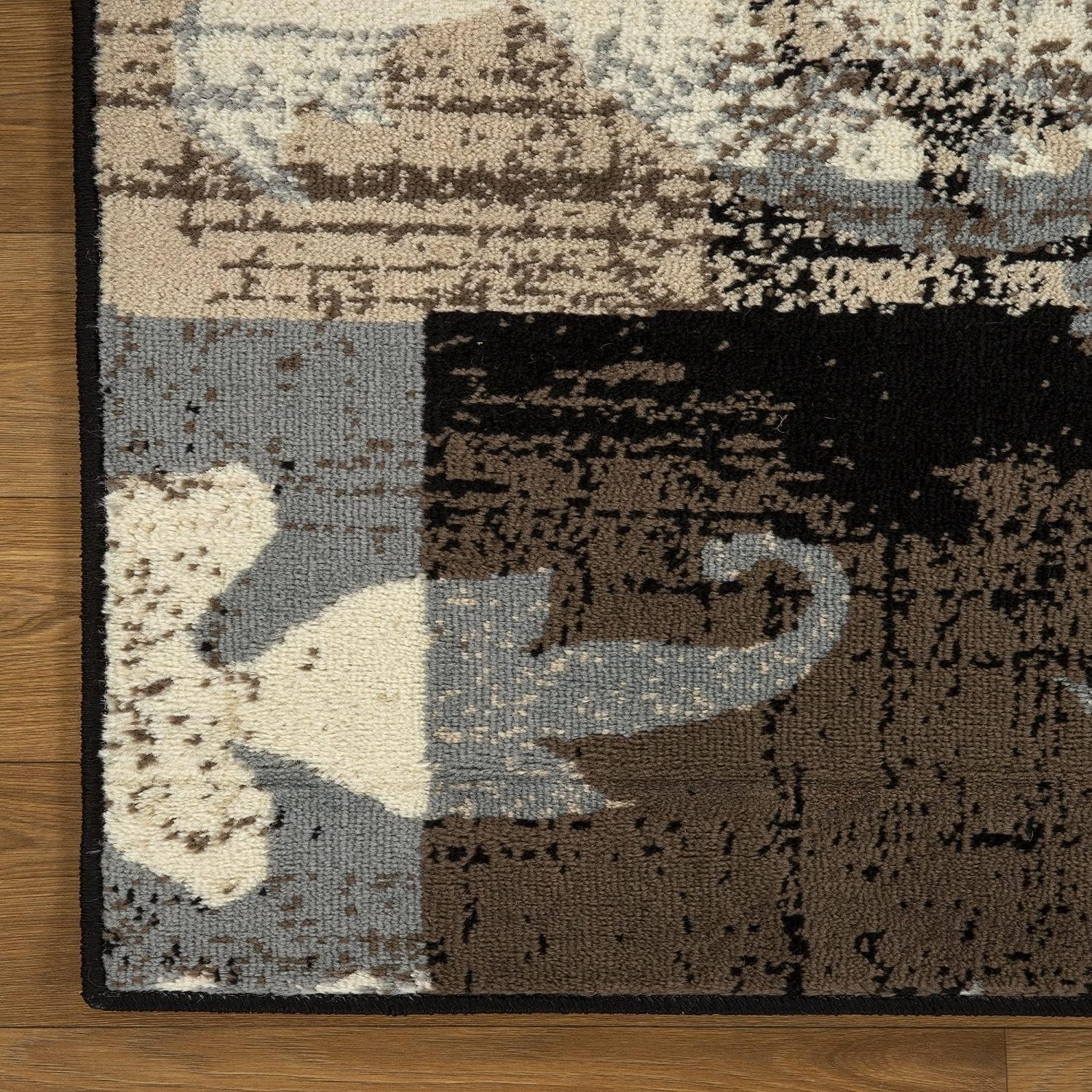 Beige 5' x 5' Area Rug I944506