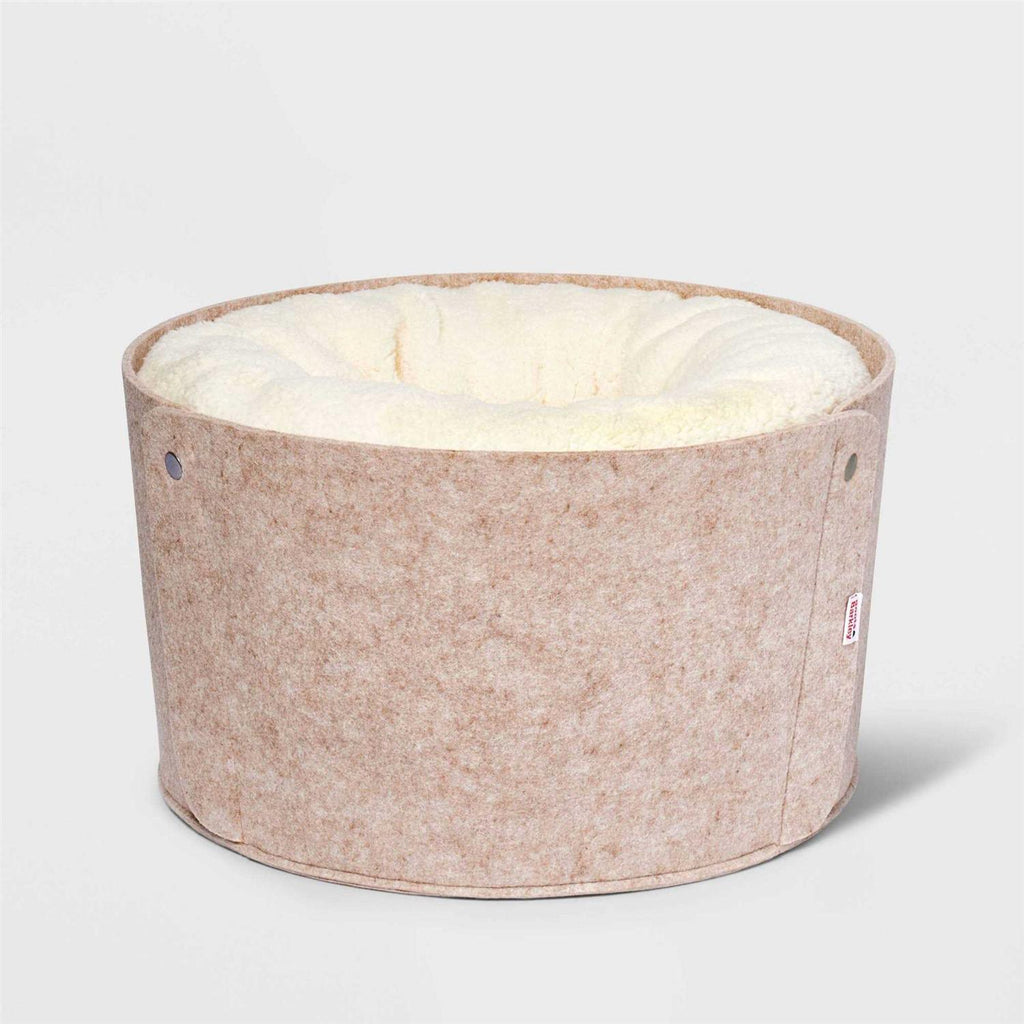 Oscar Bucket Cat and Dog Bed N127895