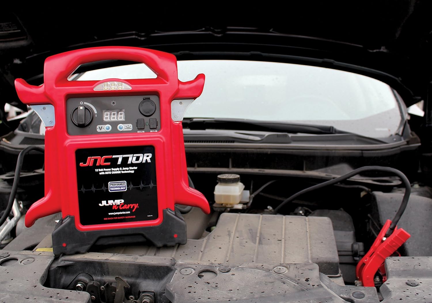 1700 Peak Amp 12 Volt Jump Starter Y3791